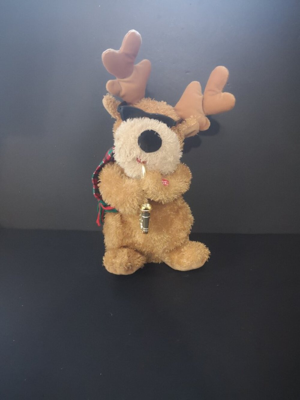 Vintage Animated Plush Reindeer "Playing" Saxophone Battery Operated Brown/Tan